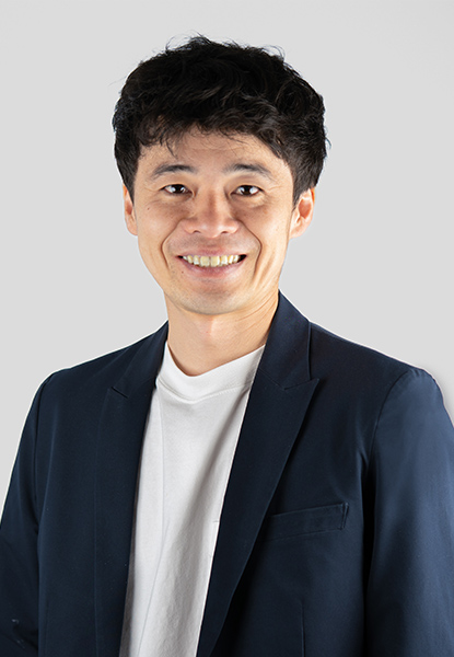 写真:代表取締役社長 小縣拓馬